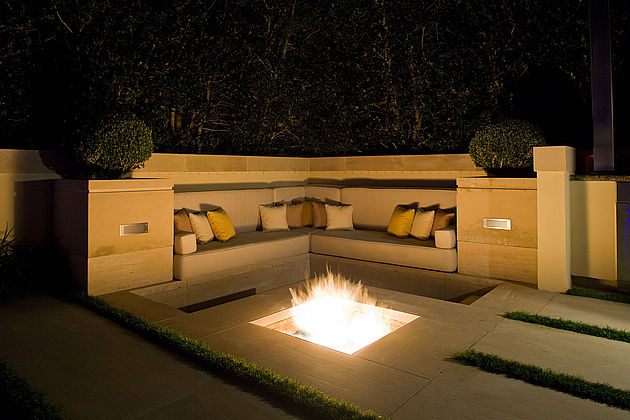 Outdoor-Fire-Places-and-Fire-Pits-in-The-Woodlands-Texas.