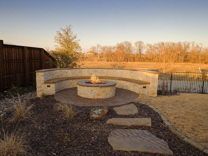 Outdoor-Fire-pite-with-seating-area.-In-The-Woodlands-TexasJM-Outdoor-Living