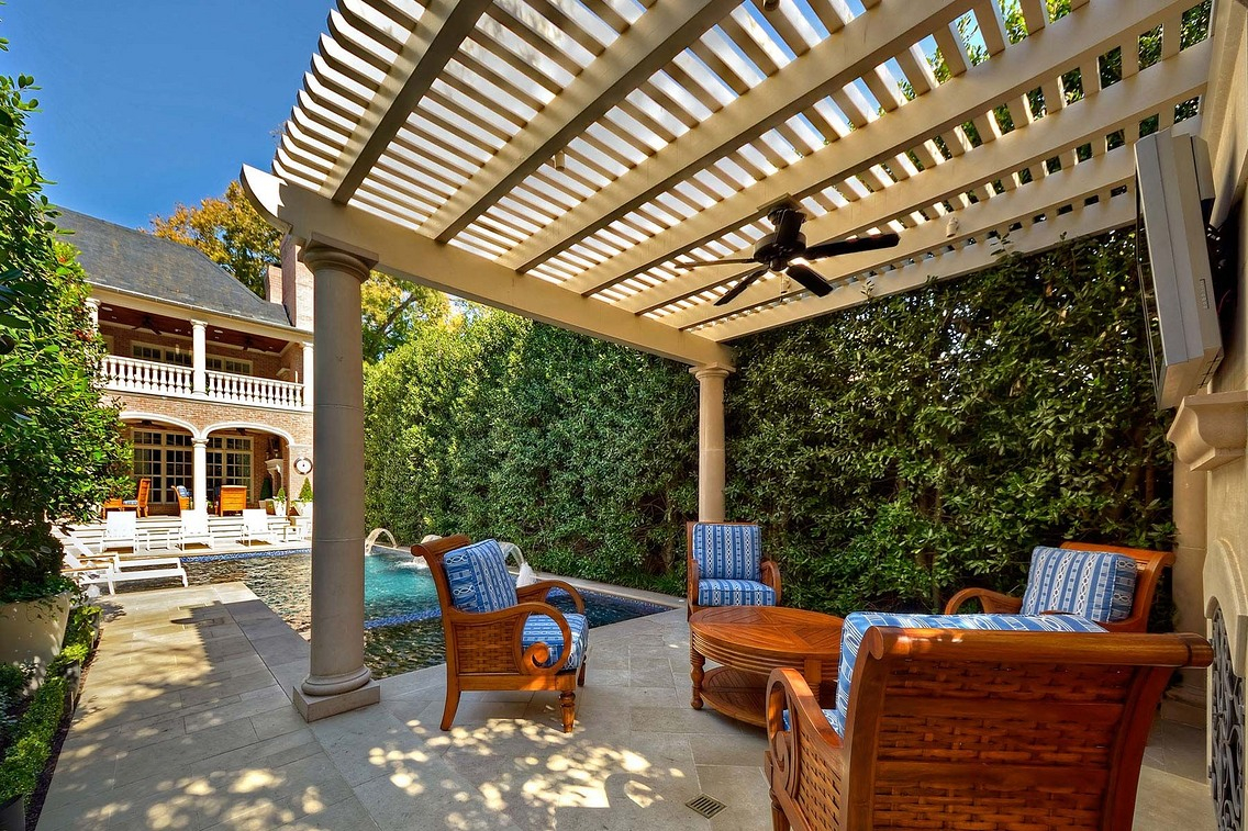 Patio-and-Pergola-Contractor-In-The-Woodlands-Texas.