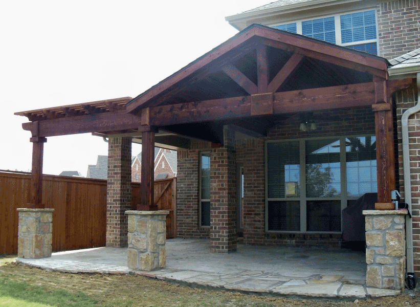 Custom-Patio-cover-and-pergola-in-The-Woodlands-Texas.-JM-Outdoor-Living